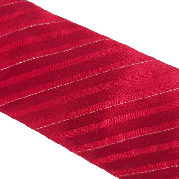 Stafford Men Necktie Striped Geometric Red Silver Size 60x3 - NWOT - Picture 2 of 5